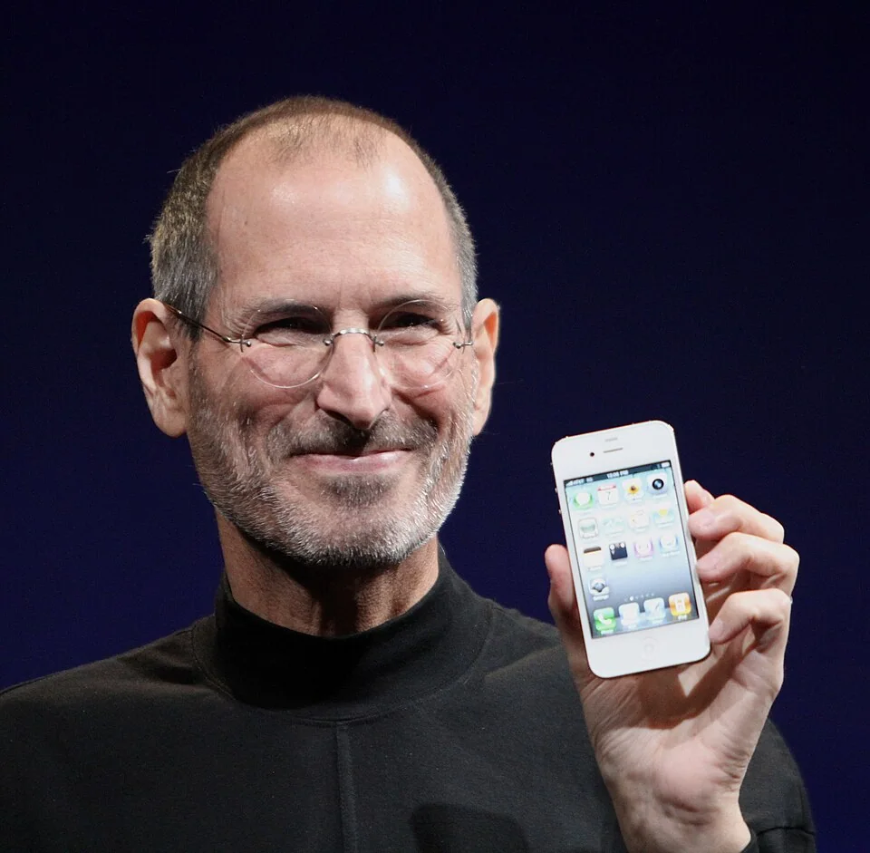 Steve Jobs: Steve Jobs Headshot 2010-CROP.