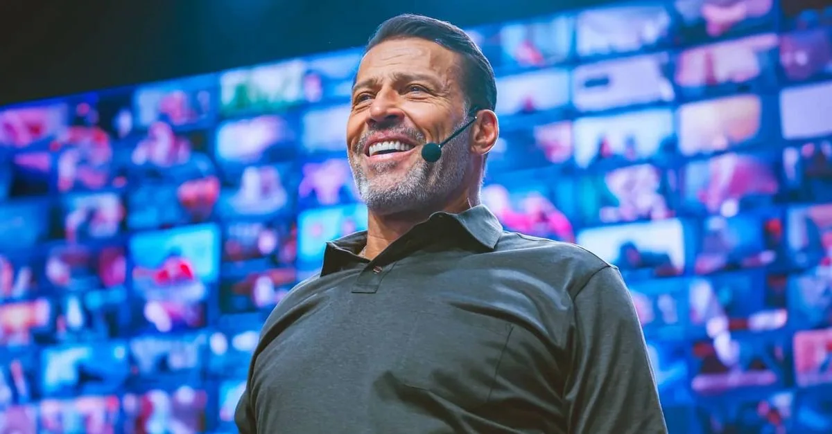 Tony Robbins, photograph from the official publication